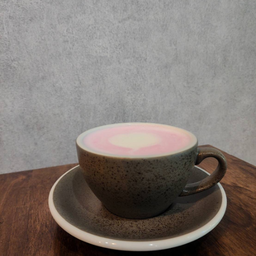 นมชมพูร้อน