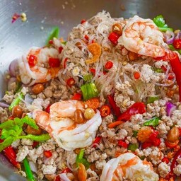 ร้านส้มตำ ยำ ลาบก้อย ซอยจุ๊ ยายภา สายไหม ออเงิน