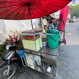 ส้มตำ ไก่ย่าง