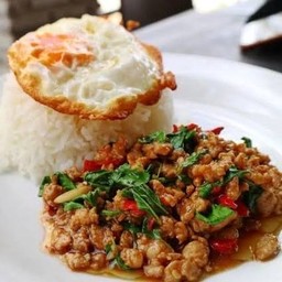 ข้าวกะเพราหมูสับ