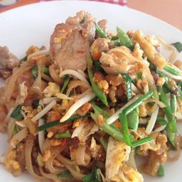 ผัดไทหมูหมัก