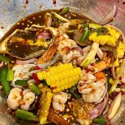 ยำปูม้า+กุ้งสุก