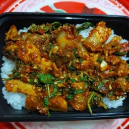 กะเพราเจ้เจี๊ยบอุดมเชด