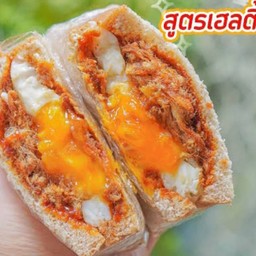 แซนวิชไข่ดาว ไก่หยอง