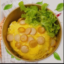 ข้าวไข่ข้นไส้กรอก