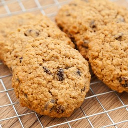 Oatmeal & raisin cookie (1piece)