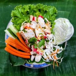 ยำลูกชิ้น หมูปิ้ง เนื้อย่าง พิซซ่ามินิ เอราวัณ