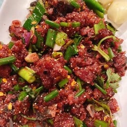 ก้อยหมูคั้ว