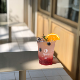 สตรอเบอร์รี่โซดา