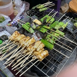 เจ๊ขวัญไข่หมึกย่าง