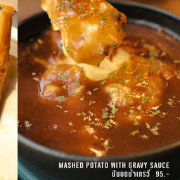 MASHED POTATO WITH GRAVY SAUCE