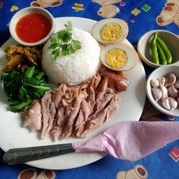 แอ๋วโภชนา ข้าวขาหมู (สูตรโอวัลติน)