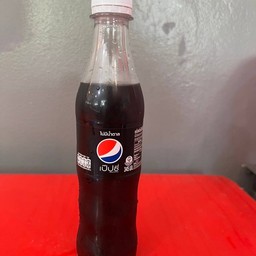 แป๊ปซี่  ไม่มีน้ำตาล พร้อมน้ำแข็ง