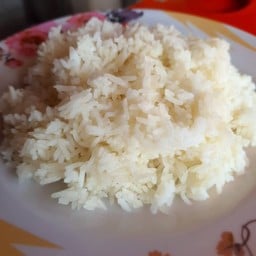 ข้าวสวย (ข้าวหอมมะลิแท้100%)
