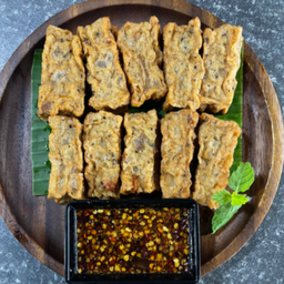 หมูยอหนังหมูอุบลทอด