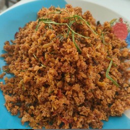 ปลาดุกฟูผัดพริกขิง