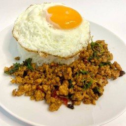 กระเพรา กระทะรอย🍳