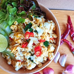 ไข่ขยี้พริกน้ำปลาราดข้าว(ไซร์m)