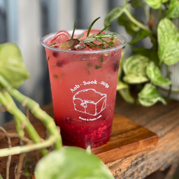 Mixed berry sparkling