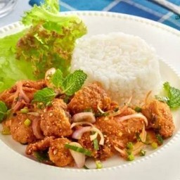 ข้าวยำไก่แซ่บ