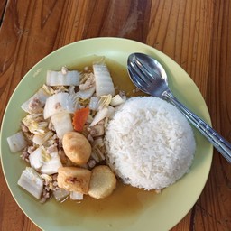 ข้าวผักกาดขาวเต้าหู้หมูสับ