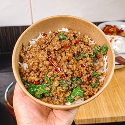 กะเพราหมูสับ