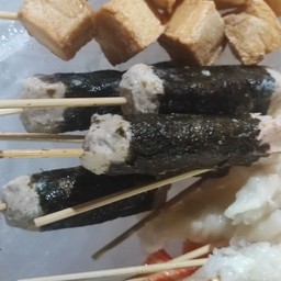 ไก่พันสาหร่าย