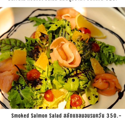SMOKED SALMON SALAD