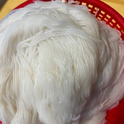 เส้นขนมจีน