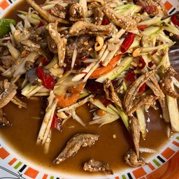 ตำมะม่วงปลากรอบ