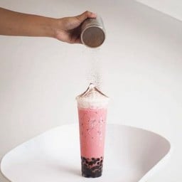 ชานมสตรอเบอร์รี่คิตะย๊าวยาว