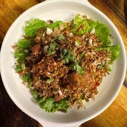 หมูกรอบคั่วพริกเกลือ