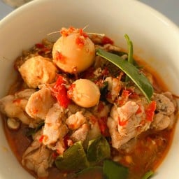 นึ่งไก่ใต้น้ำอีสาน