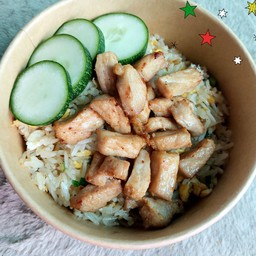 ข้าวผัดไข่หมูทอด