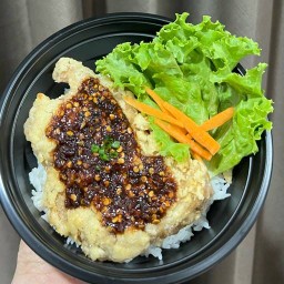 ข้าวไก๊ไก่กร๊อบกรอบ