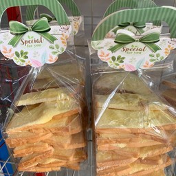 ขนมปังกรอบเนยสด