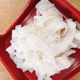 เส้นใหญ่ลวก