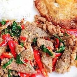 ข้าวกะเพราตับหมู