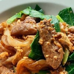 ผัดซีอิ๊วหมู