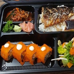 เซ็ตเบนโตะบะอิ้ว+แคลิฟอเนียโรล