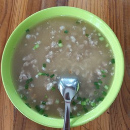 ข้าวต้มหมูสับ