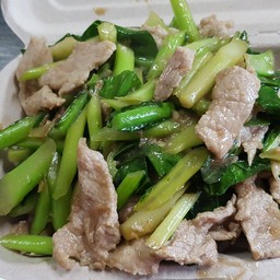 ข้าวผัดผักคะน้า