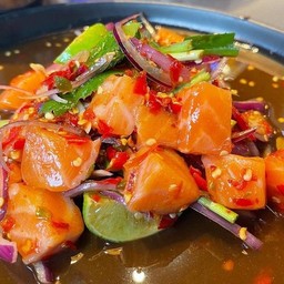 ยำปลาเเซลม่อน