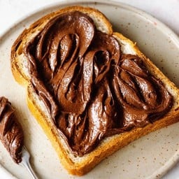 Choco Hazelnut butter toasts ปังปิ้งเนย+นูเทลล่า 2แผ่นหนา