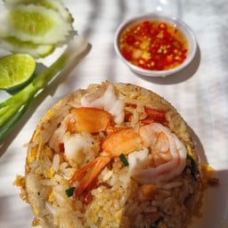 พลอยจิ้มจุ่ม อีสานริมบึง ไทรน้อย