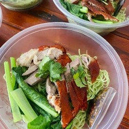 บะหมี่เป็ดย่าง