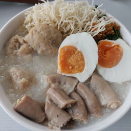 โจ๊กหมู ไส้ ไข่เค็ม