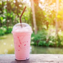 นมชมพูเย็น