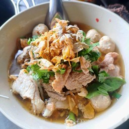 ก๋วยเตี๋ยวน้ำใส(หมู)