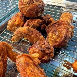 วิโรจน์ไก่ทอดรสเด็ด วิโรจน์ไก่ทอดรสเด็ด